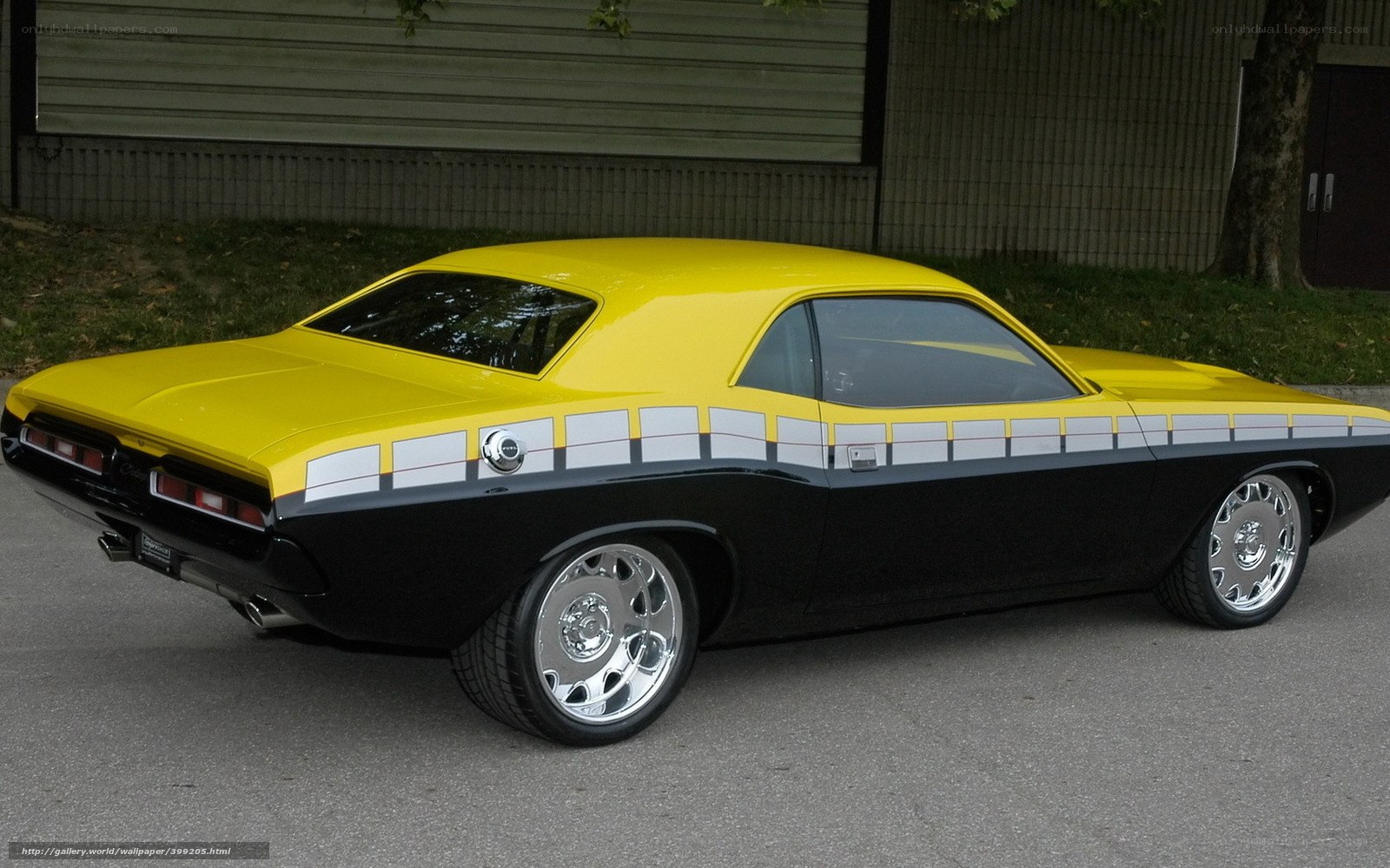 yellow and black muscle car