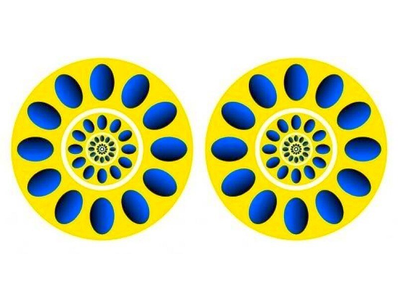 yellow and blue optical illusion