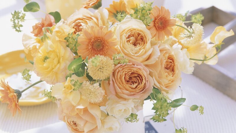 yellow and peach flower bouquet