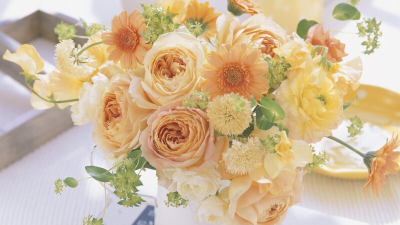 yellow and peach flower bouquet