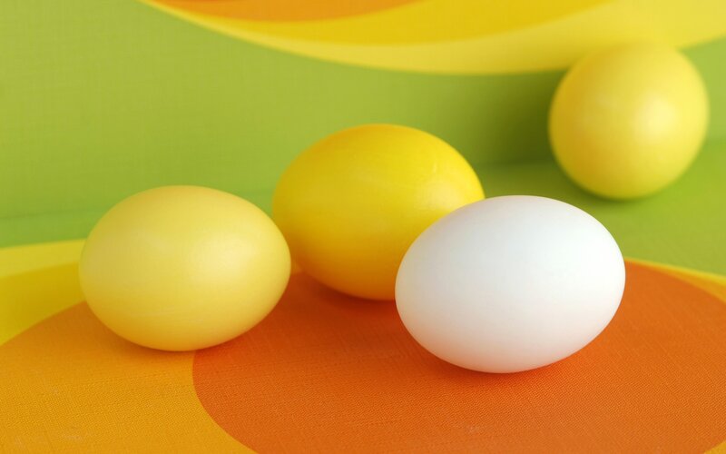 Yellow and White Eggs