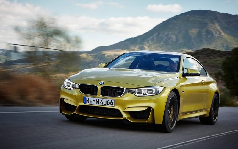 Yellow BMW M4 Coupe — Dynamic