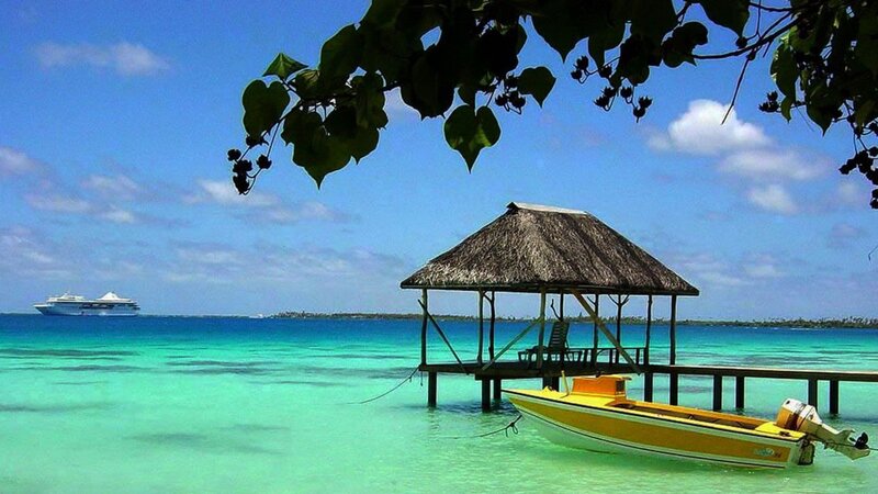 Yellow Boat at Dock — Blue, Serene