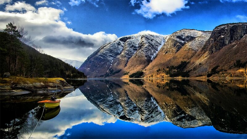 Yellow Boat on Lake — Blue, Serene