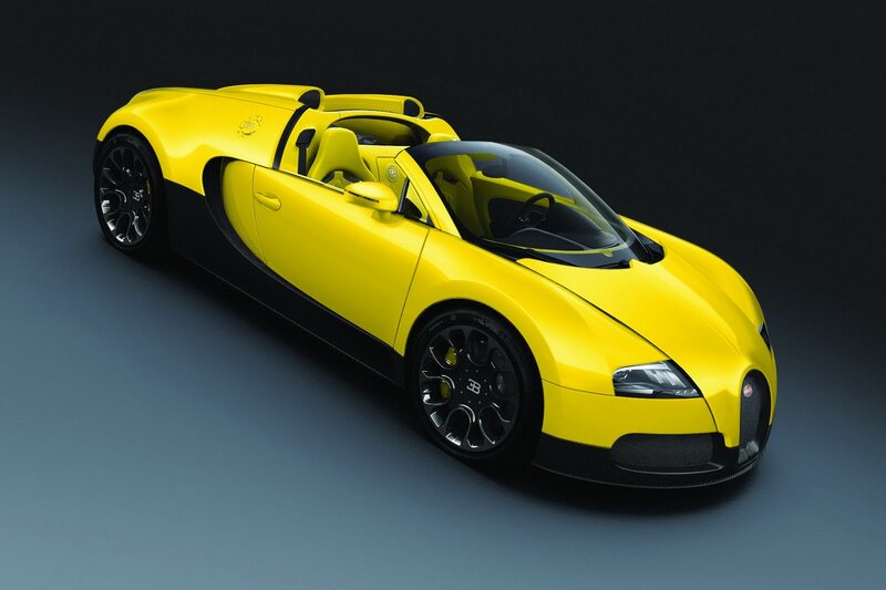 Yellow Bugatti Veyron — Dramatic