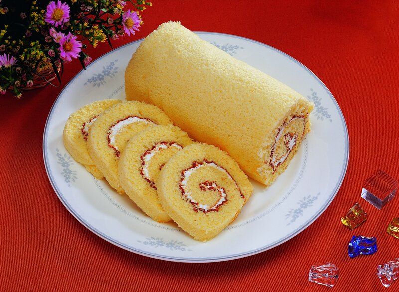 Yellow cake roll with cream