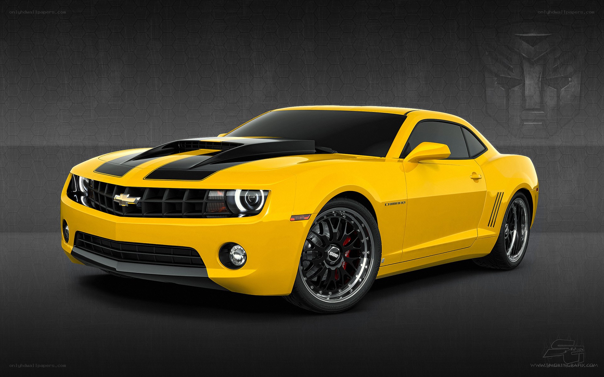 yellow camaro car