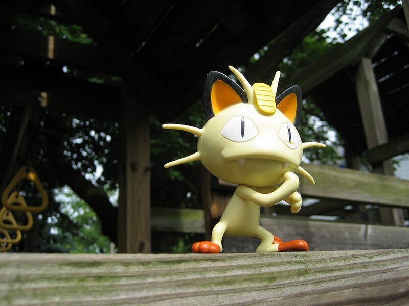 Yellow Cat-like Figurine
