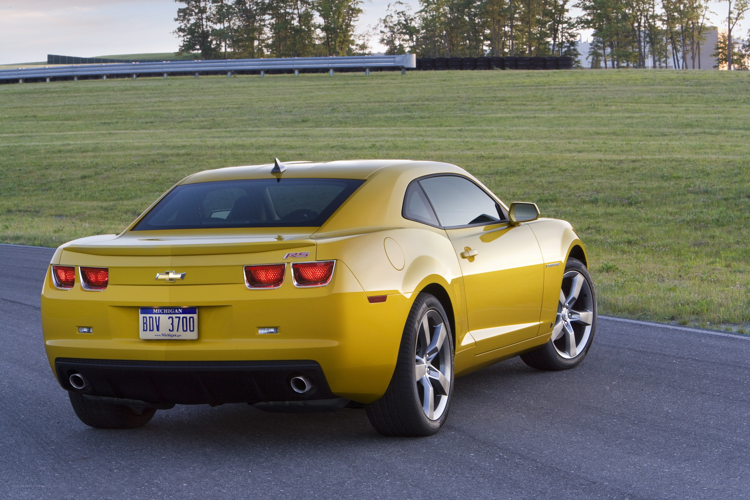 Yellow Chevrolet Camaro RS