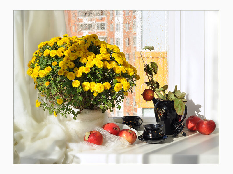 Yellow Chrysanthemum Bouquet — Serene, Autumn