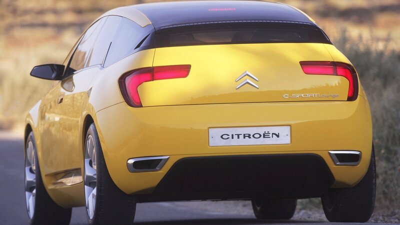 Yellow Citroën C-Sport Lounge