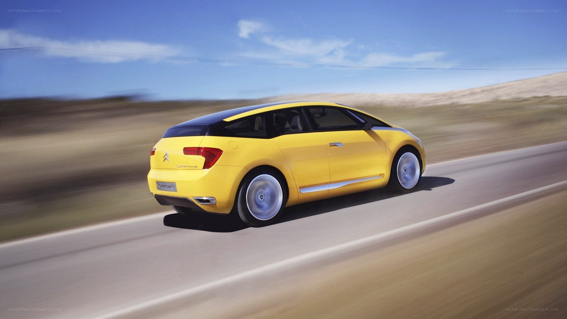Yellow Citroën concept car