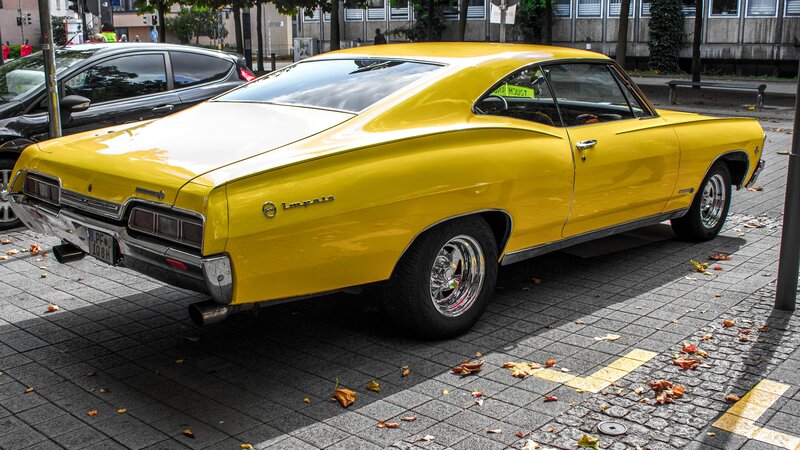 Yellow Classic Car — Calm, Autumn, Photograph