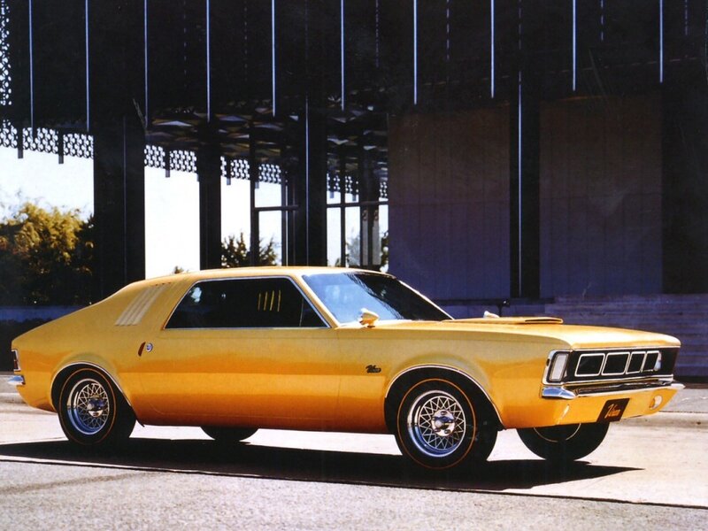 Yellow Classic Car — Dramatic, Afternoon, Photograph, Building