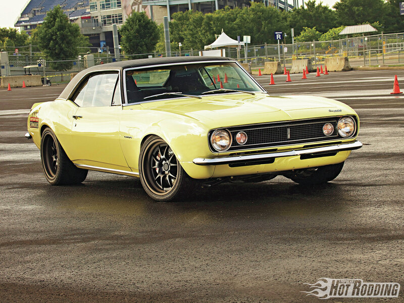 Yellow Classic Car — Dynamic, Afternoon, Photograph