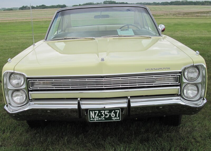 Yellow Classic Car — Green