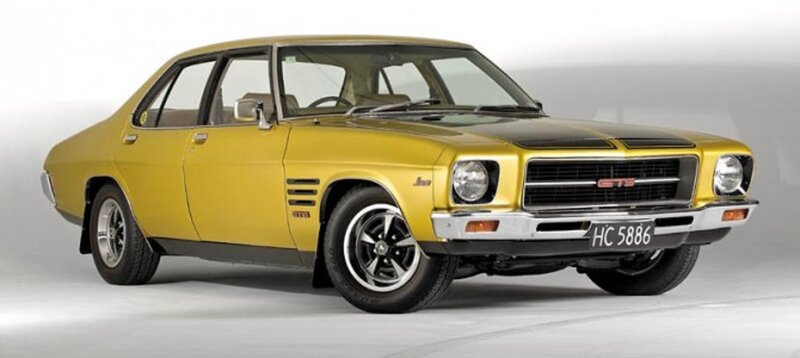 Yellow Classic Car — Neutral
