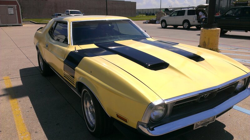 Yellow Classic Muscle Car — Bright