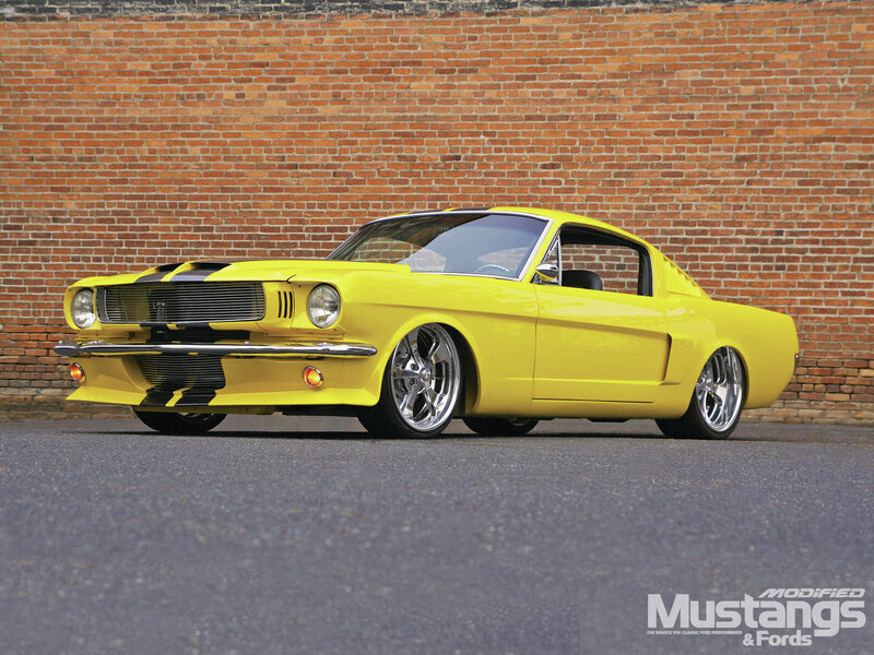 Yellow Classic Mustang — Static