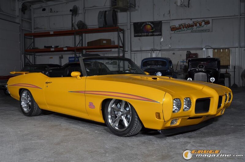 Yellow Convertible Car — Static, Photograph