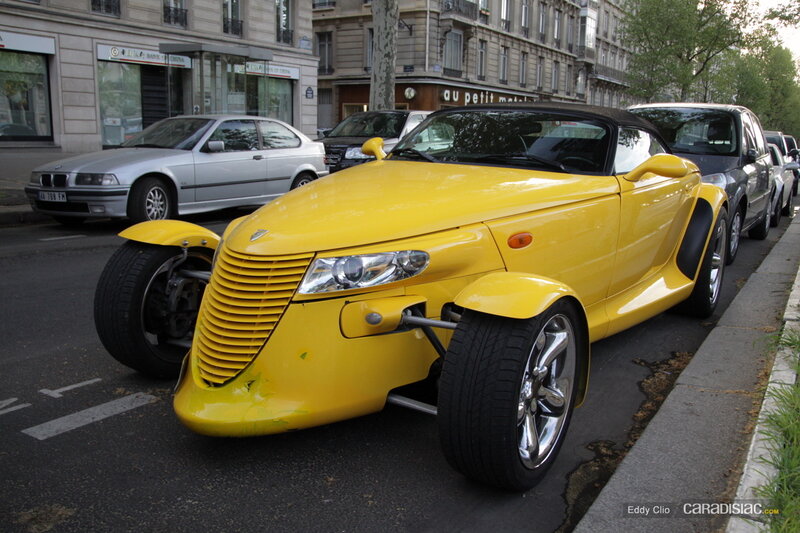 Yellow Convertible Car — Urban, Afternoon
