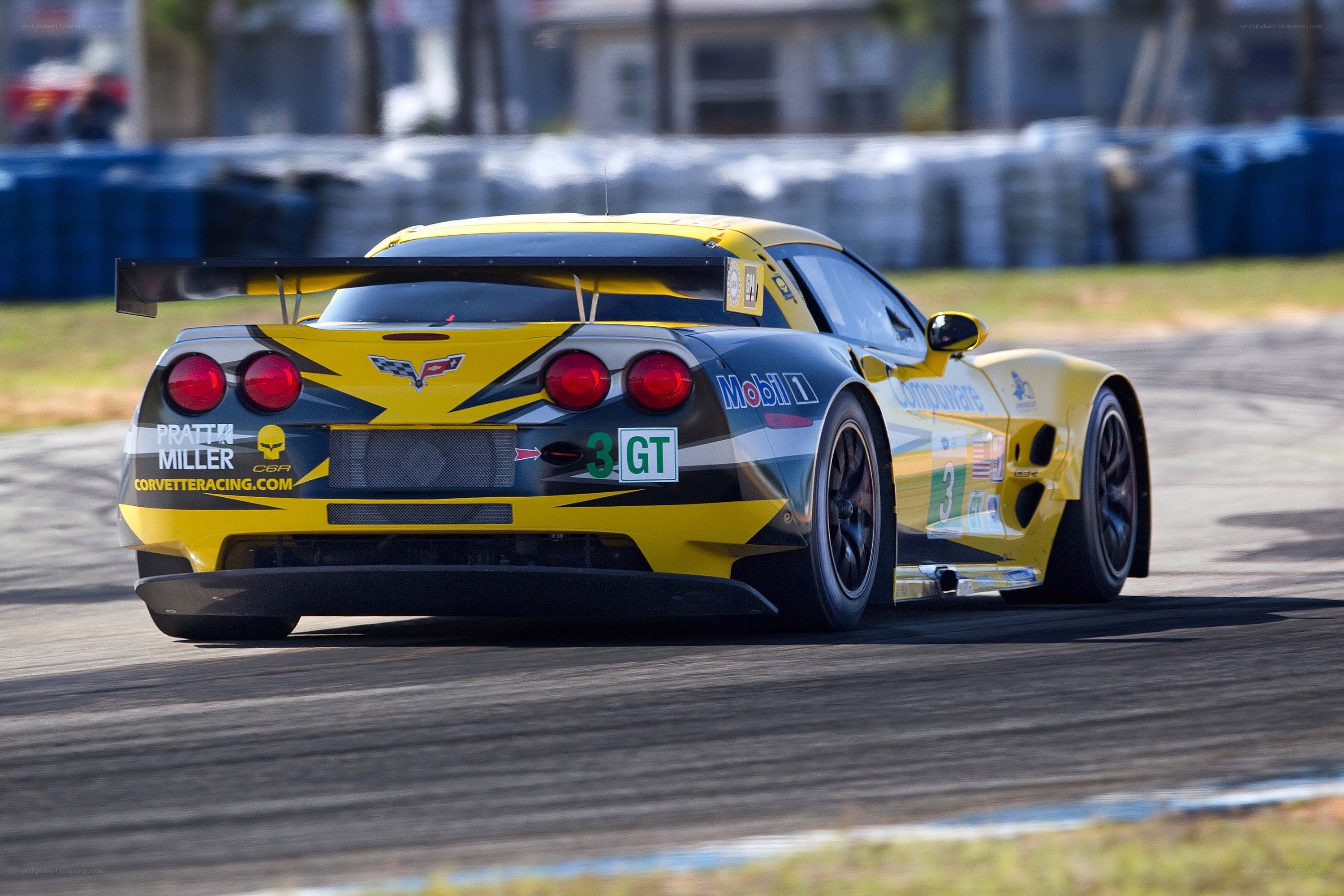 yellow corvette racing car
