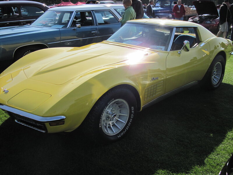 Yellow Corvette Sports Car — Outdoor