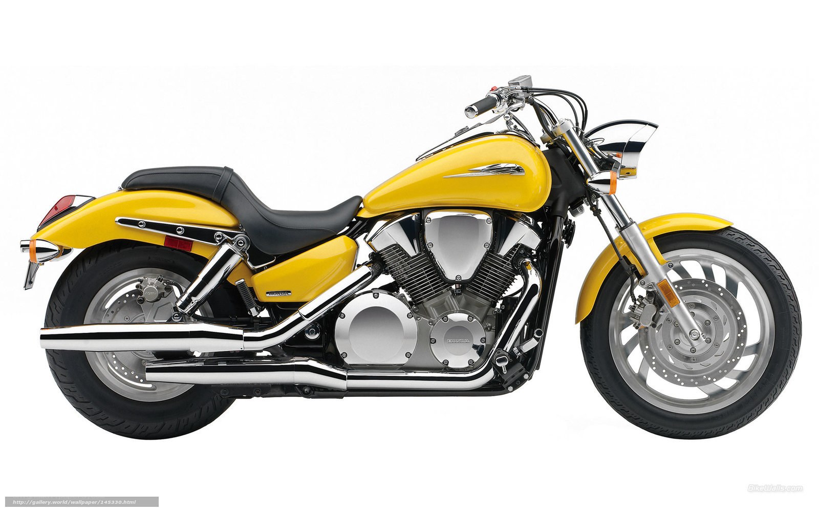yellow cruiser motorcycle