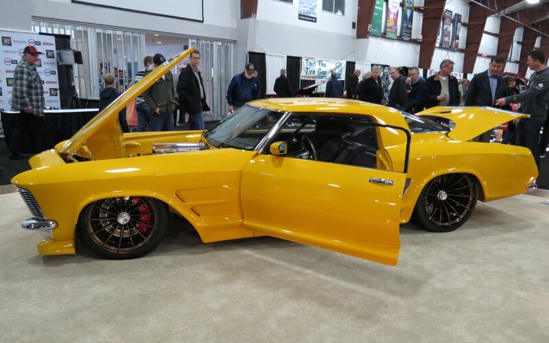 Yellow Custom Car — Neutral, Photograph
