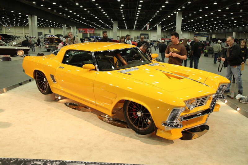 Yellow Custom Car — Showcase, Photograph