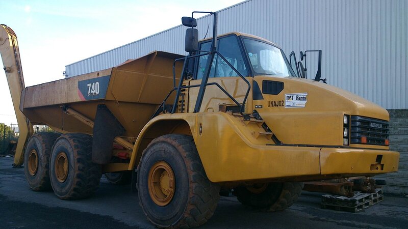 Yellow Dump Truck — Industrial