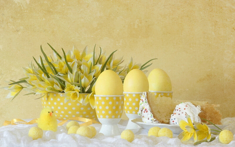 Yellow Easter Eggs and Flowers