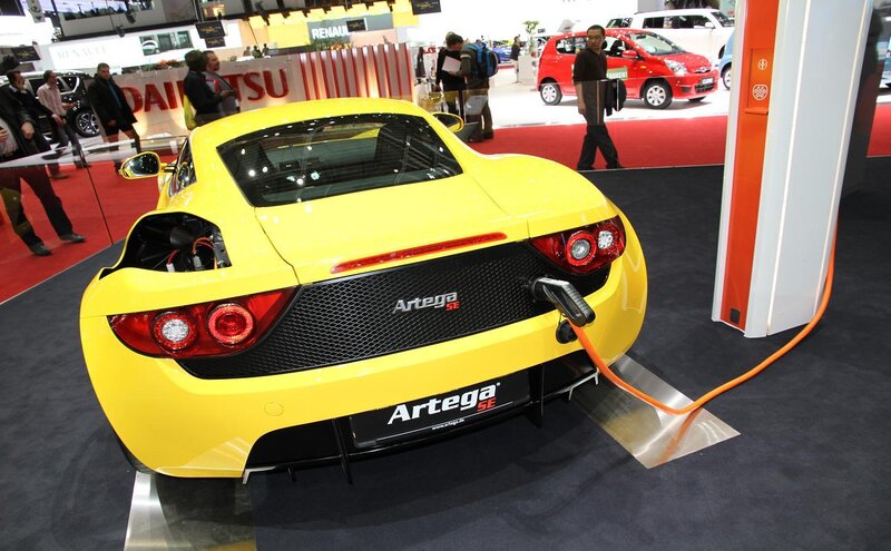 Yellow Electric Sports Car — Neutral