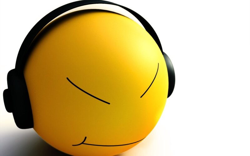 yellow emoji with headphones