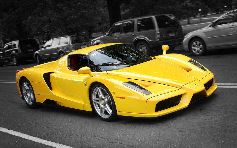 Yellow Ferrari Enzo — Dynamic