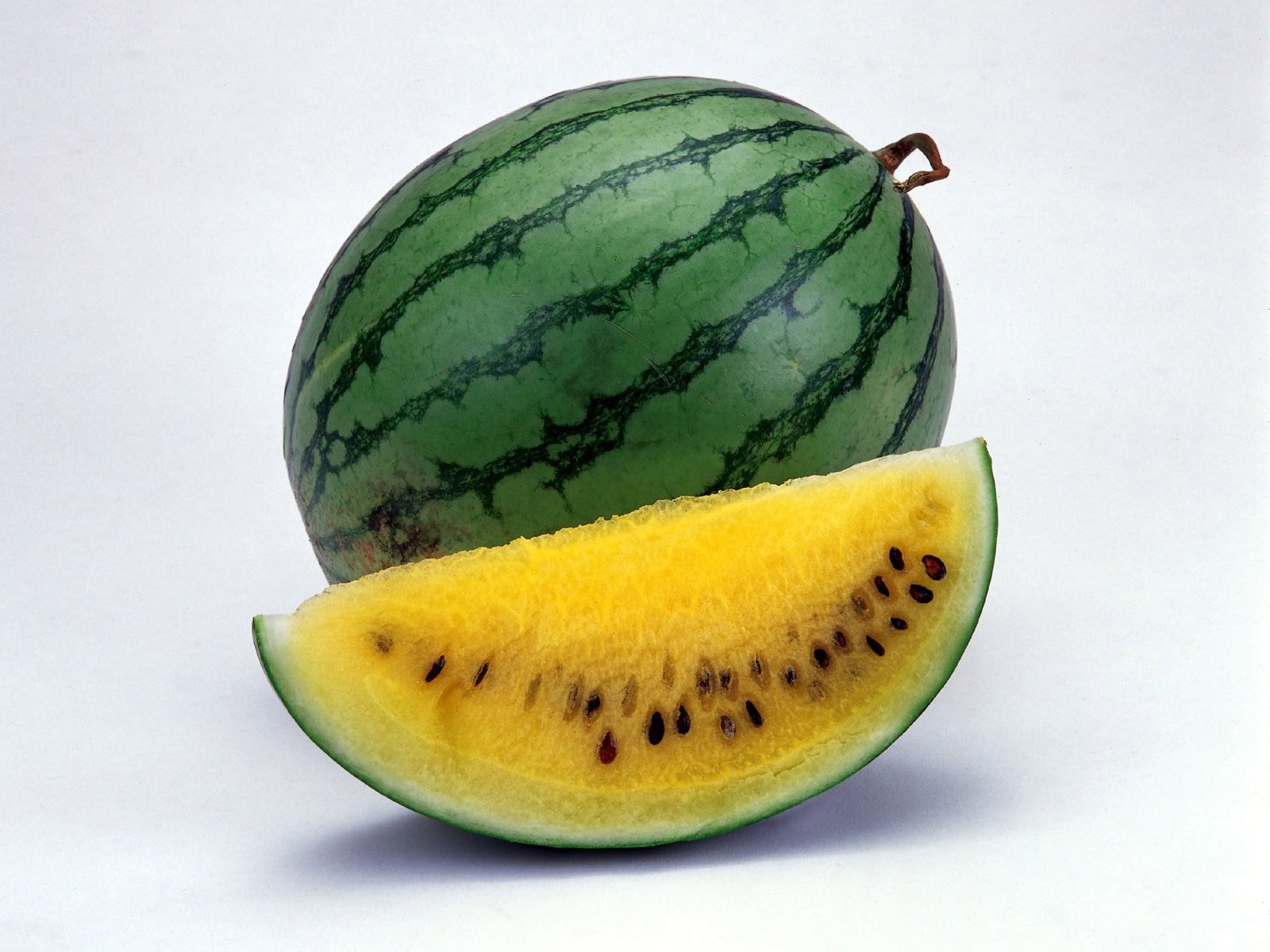 Yellow-fleshed watermelon slice