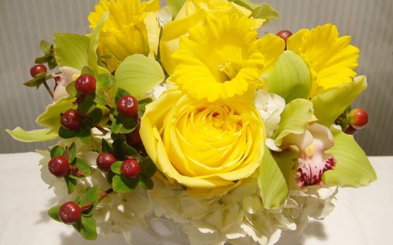 Yellow Flower Bouquet — Calm, Photograph, Berries