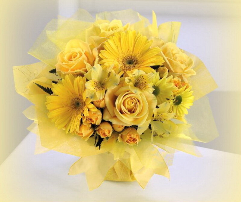 Yellow Flower Bouquet — Calm, Photograph