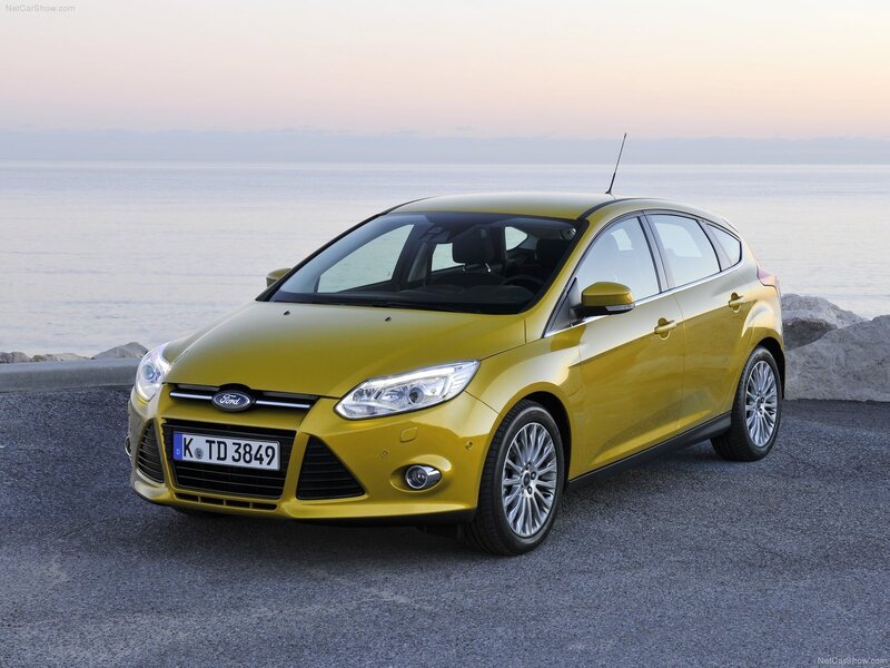 yellow ford focus hatchback
