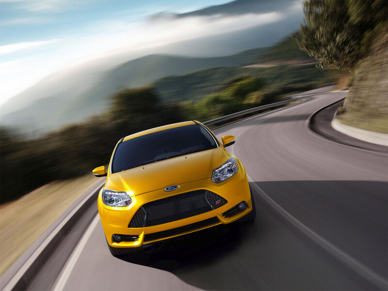 Yellow Ford Focus St — Dynamic, Afternoon, Photograph