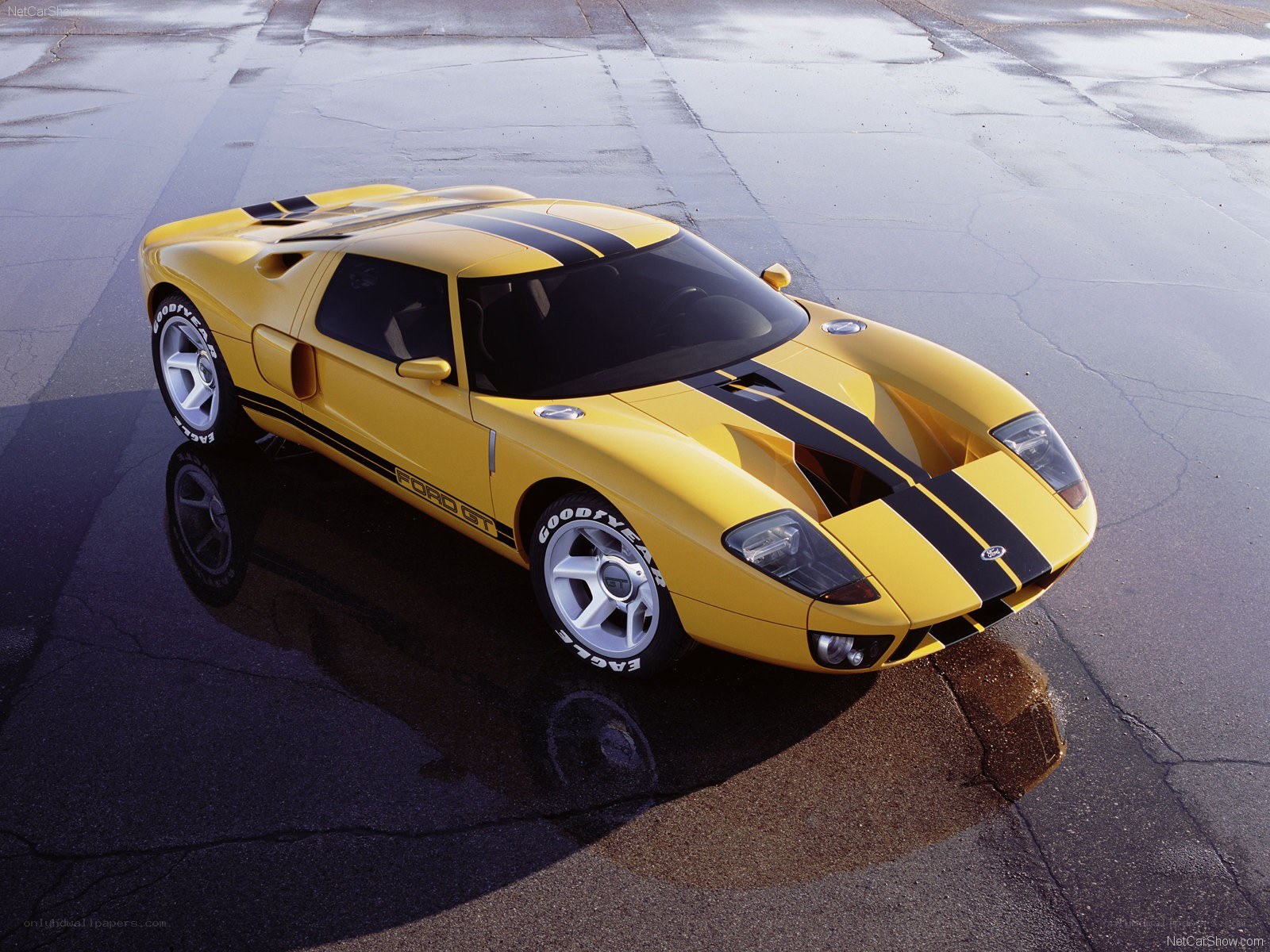 Yellow Ford GT Concept Car