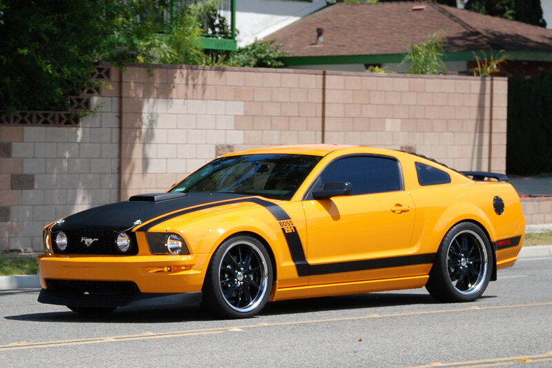 yellow ford mustang boss 302
