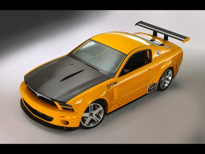 Yellow Ford Mustang GTR