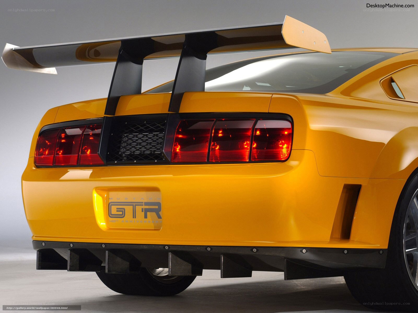Yellow Ford Mustang GTR