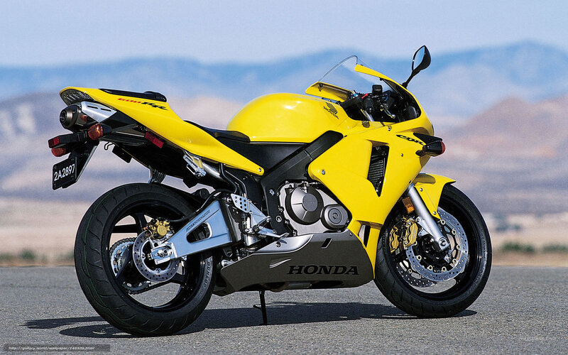 Yellow Honda Sport Motorcycle — Outdoor
