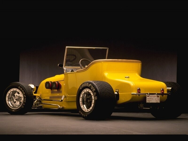 Yellow Hot Rod Car — Dramatic