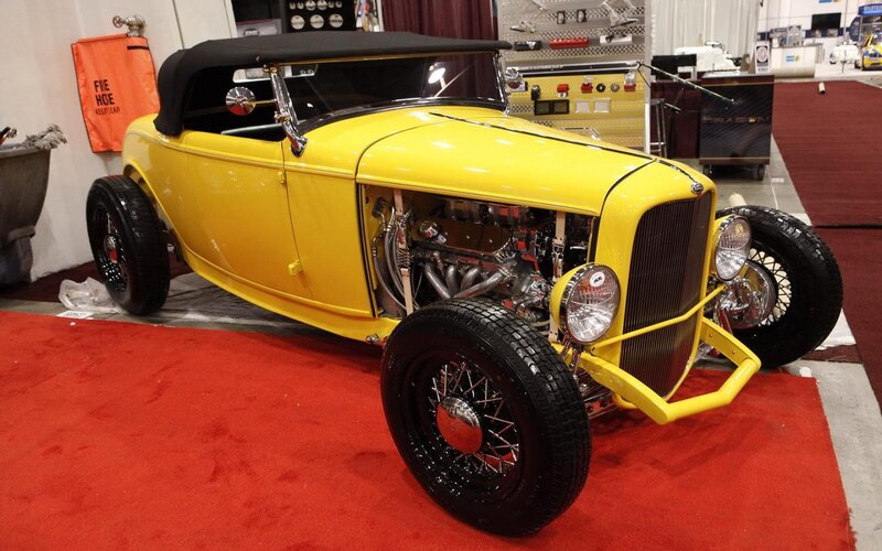 Yellow Hot Rod Car — Showcase, Photograph, Car Show