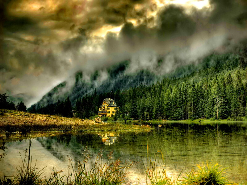 Yellow House by Lake — Green