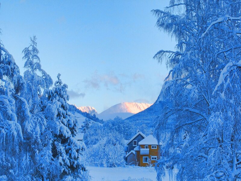 Yellow House in Snow — Blue