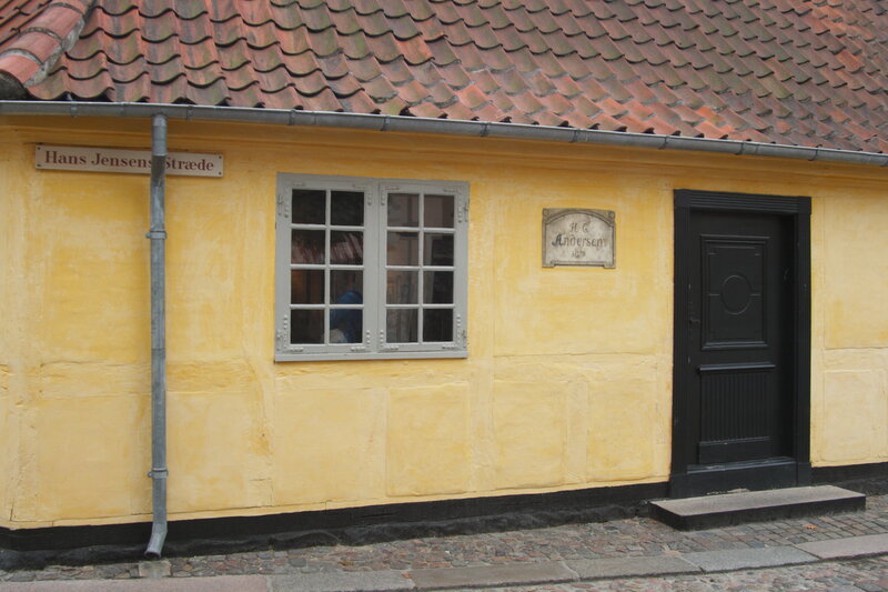 yellow house on Hans Jensens Stræde